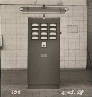 Schrank m. Meßinstrumenten, Vorschaltanlage