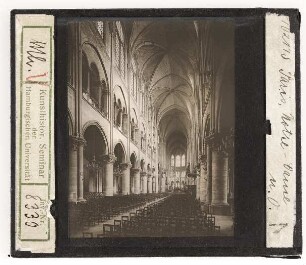 Paris, Notre Dame: Innenansicht nach Osten