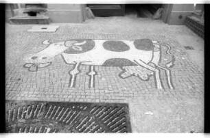 Kleinbildnegative: Mosaik, Fusgängerzone, Steinmetzstr. 22, 1980