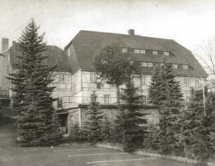 Deutschneudorf-Brüderwiese. Wohnhäuser (ehemalige Mühle, Ferienheim des VEB Braunkohlenwerk Deuben), Nr. 16 (um 1856). Straßenansicht