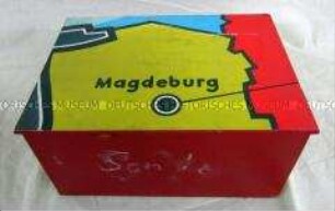 Kiste zum 3. Deutschlandtreffen der Jugend 1964, mit Berichten der Jugend aus dem Bezirk Magdeburg