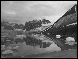 Waggonway-Gletscher in der Magdalenen-Bay auf Spitzbergen : Nordlandreisen. Waggonway-Gletscher in der Magdalenen-Bay auf Spitzbergen
