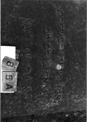 Grabstein 85 (Detailaufnahme 3)