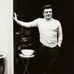 Der Musiker und Schriftsteller John Latouche