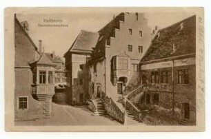 "Deutschordenshaus" - kleiner Deutschhof mit Freitreppe, Staffelgiebelhaus und Komturwappen-Erker