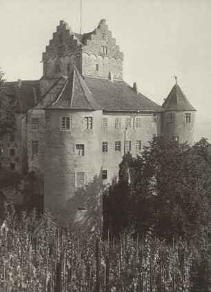 Meersburg am Bodensee, das alte Schloss : Meersburg am Bodensee. Das alte Schloss (auch Alte Burg, Altes Schloss), älteste bewohnte Burg Deutschlands (gegründet 628), war Wohnsitz der berühmten deutschen Dichterin Annette von Droste-Hülshoff