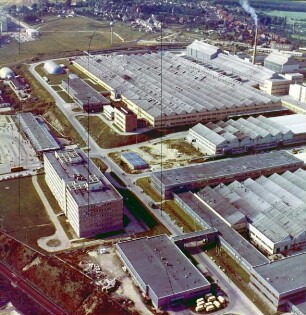 VEB Werk für Technisches Glas auf dem Industriegelände "Am Vogelherd" in Ilmenau-Unterpörlitz : Blickrichtung Nordwesten
