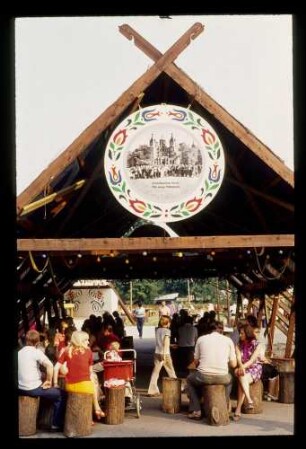 Mecklenburg. Dorf 4.7.75.