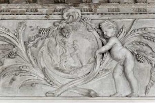 Stuckfries mit Putten, Festons und türkischen Trophäen — Szenen aus der Geschichte Apolls — Apollo bestraft Marsyas