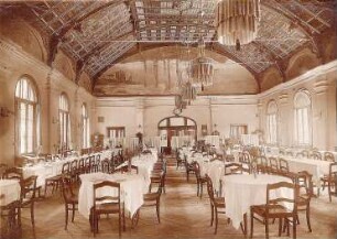 Dresden-Weißer Hirsch, Bautzner Landstraße 1. Dr. Lahmanns Sanatorium. Speise- und Ballsaal mit einem Wandbild von Emilie Mediz-Pelikan