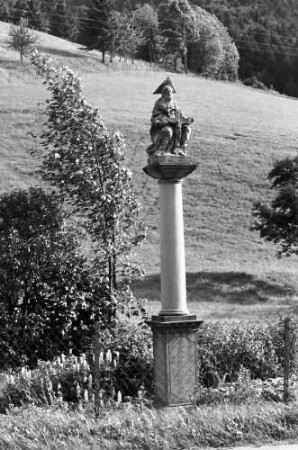 Eschbach: Heiligenfigur im Eschbachtal