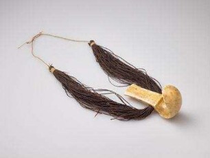 Brustschmuck
