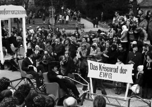 Freiburg: Festzug, von oben