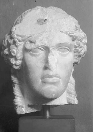 Kopf des Apollon aus dem Olympieion in Athen, Typ des Kasseler Apoll