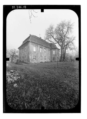 Zernikow (Großwoltersdorf-Zernikow), Zernikower Straße. Gutshaus (1746). Gartenansicht mit Vorbau