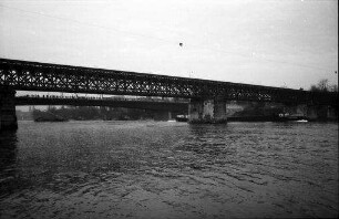 Basel: Eisenbahnbrücke