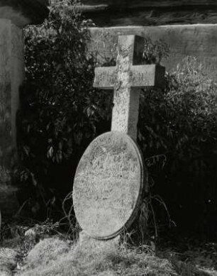 Grabkreuz der Familie Leuthold