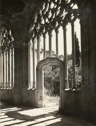 Spanien. Segovia. Kathedrale. Kreuzgang. 1524/1530 erbaut (größtenteils mit dem Material des alten Kreuzganges) von J. Campero, 1906 restauriert. Inneres