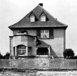 Wohnhaus; Heppenheim, Walther-Rathenau-Straße 26