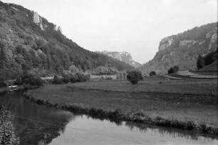 Beuron: Donau zwischen Thiergarten und Beuron vom Zug aus