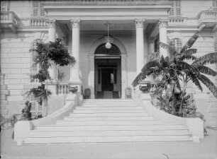 San Remo, Corso Imperatrice. Grand Hotel des Anglais (1851/1900). Eingang