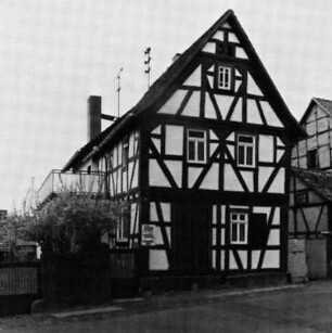 Fachwerkwohnhaus; Altenstadt, Kirchgasse 20