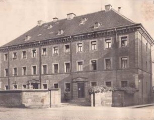 Schloßstr. Wohnhaus. Ehemaliges Arbeitshaus