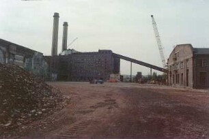 Maschinenhaus MD-Anlage, Schornsteine Vorschaltanlage, Bunkerschwerbau, Labor Leuna, von O