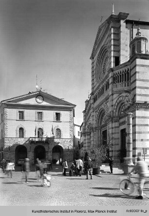Piazza Duomo, Grosseto