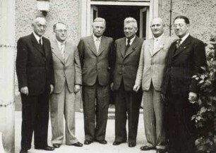 Jahrestag der Landesverwaltung Sachsens. Präsidiumsmitglieder: Dr. Reinhard Uhle (LDPD), Walter Gäbler (SED), Dr. Rudolf Friedrichs (SED), Dr. Kurt Fischer (SED), Gerhard Rohner (CDU), Fritz Selbmann (SED)