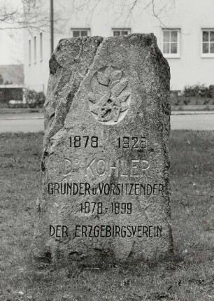 Gedenkstein für den Gründer des Erzgebirgsvereins Doktor Köhler
