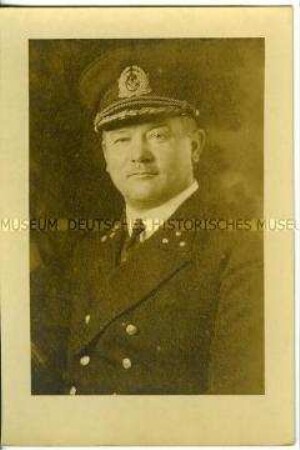 Leopold Ziegenbein, Kapitän und Kommodore des Hochseepassagierdampfers "Bremen"
