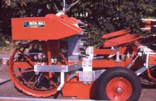Fotografie: Gartenbautechnik-Freiland, Pflanztechnik