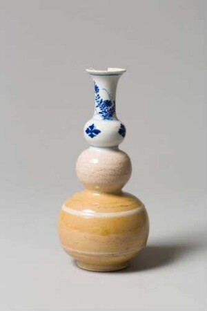 Dreifach gebauchte Kürbisvase (sanjie huluping 三节葫芦瓶)