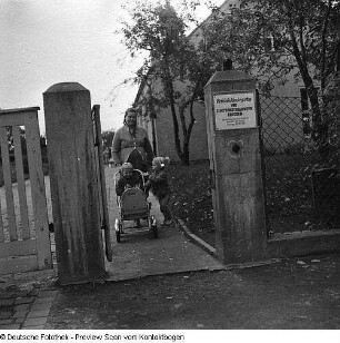 Kindergärten (Kinder werden von ihren Eltern abgeholt)