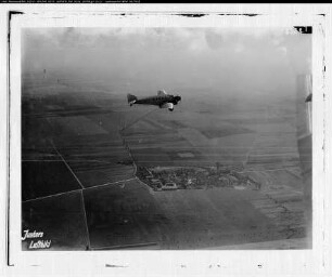 Flugzeug Junkers G 24 über Groß-Wülknitz (b. Cöken)