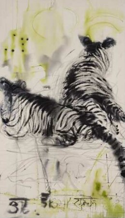 Tiger Indiens unter Plejadenhimmel auf Grille sitzend