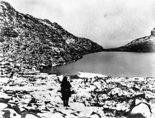 Laguna del Trampal : Person vor einem Gletschersee