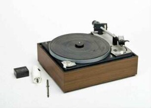 DUAL 1009