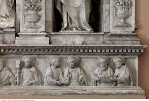 Altarretabel, Die zwölf Apostel