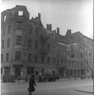 Negativ: Ruine, Goltzstraße 31, 1950