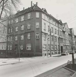 Markranstädt, Wohnhaus : Markranstädt, Wohnhaus, Hirzelplatz 1/Ecke Albertstraße, um 1910, Eckansicht
