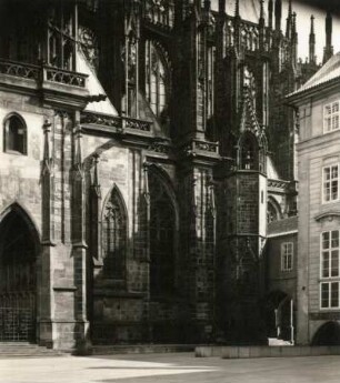 Prag. Hradschin. Veitsdom, Südseite