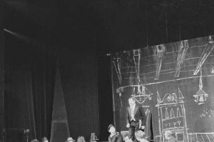 Szenenbilder aus "Schule der Diktatoren", Komödie von Erich Kästner. Münchner Gastspiel im Hebbel-Theater Berlin 1957