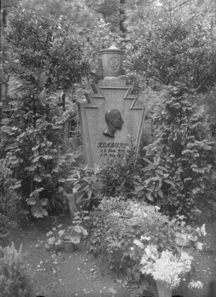 Grabstein des Dichters Friedrich Klabund