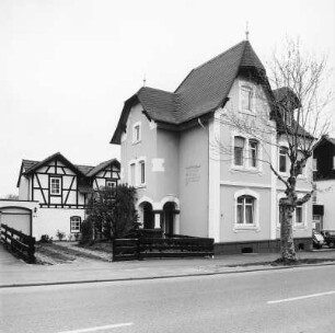 Bad Camberg, Bahnhofstraße 28