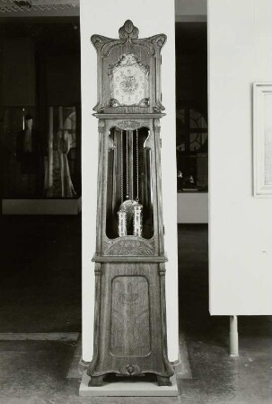 Bodenstanduhr : Fa. Berger und Würker, Leipzig