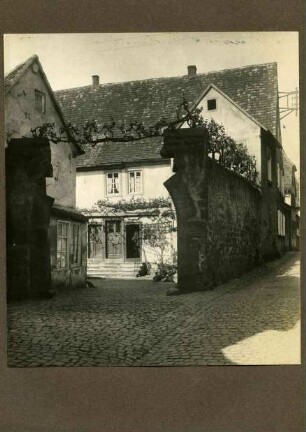 Tor, abgebrochen