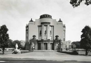 Cottbus, Schillerstraße 1. Staatstheater (1908/1910; B. Sehring). Haupteingangsfront