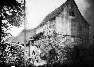 Wohnhaus mit Brunnenhaus (Wohnhaus, Fachwerk); Biebergemünd, Brunnenstraße 1